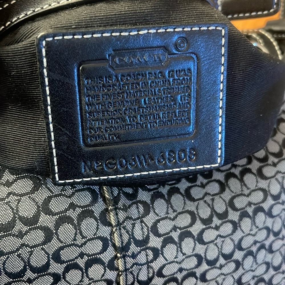 Coach soho mini Black and Gray Textured Shoulder Bag with Metallic Accents - Picture 4 of 6